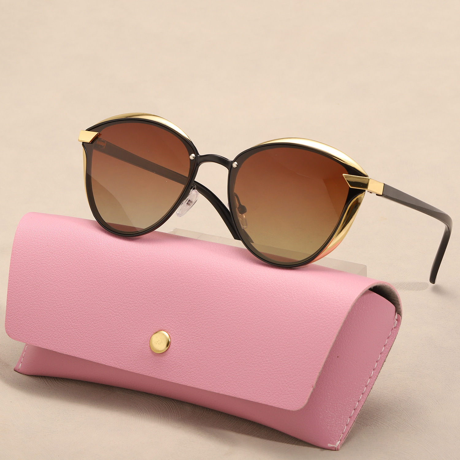 Elara Polarized Sunglasses - Imagem 4